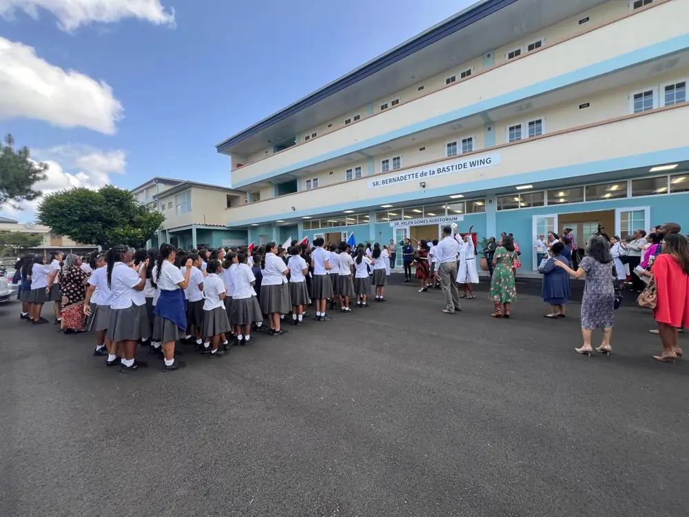 Holy Name Convent, Form 6 Block